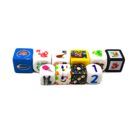 Dés de jeu en acrylique écologiques gravés et imprimés sur mesure, avec un design à 6 faces et coins arrondis, durables pour les jeux de rôle et de société