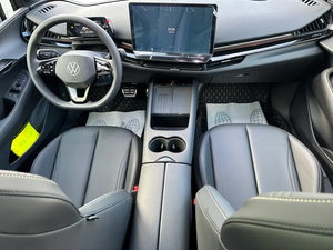 Volkswagen ID.4 Hatchback 2024 Usado, Tracción en las Cuatro Ruedas, Automático, Volante a la Izquierda - Product Image 2