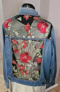 Vestes en jean à dos transparent brodé en gros |   Fabricant et exportateur de vêtements d'extérieur floraux - Product Image 3