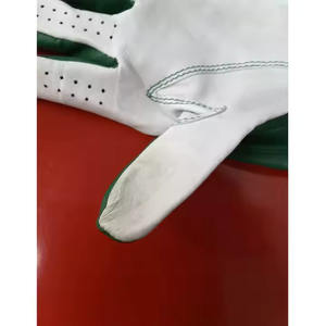 Gants de golf professionnels pour femmes Design uni en cuir véritable Cabretta confortable de haute qualité pour une utilisation sportive en vente - Product Image 5