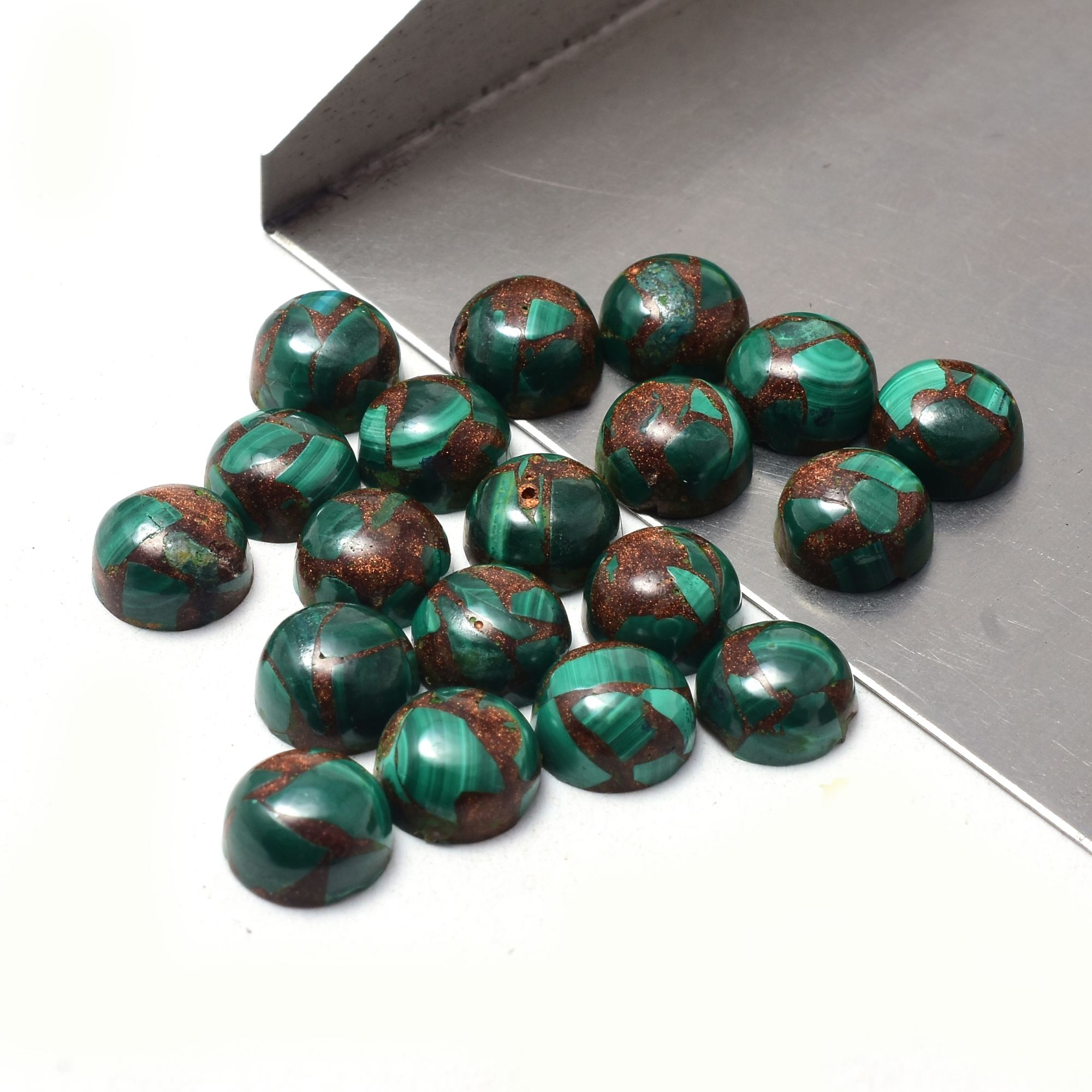 สีเขียว