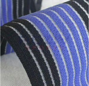 Bandages de genou en coton de haute qualité avec logo personnalisé pour le soutien des articulations, respirants, légers, antidérapants et fonction de maintien au chaud - Product Image 2