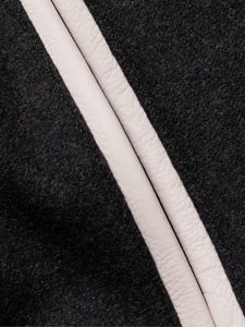 Chaqueta Varsity Sherpa con Bordado Letterman, Cierre de Botones, Bolsillos, Ropa de Calle Cálida, Chaqueta Varsity Corta Personalizada para Hombre - Product Image 5