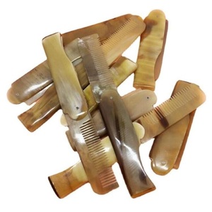 Peines de Cuerno de Búfalo Natural con Mango, También Disponibles con Grabado, Ideales para Tiendas de Accesorios para el Cabello para su Reventa - Product Image 1