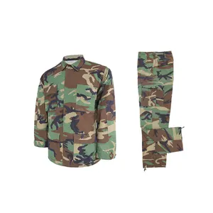 Giacca e pantaloni tattici da uomo Camo Hunting Uniform 2PC Set Multi cam Apparel Suit