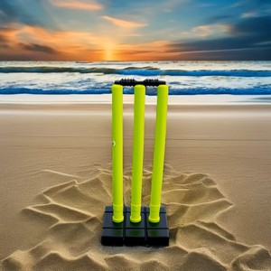 Mahaplay Intérieur Extérieur Cricket Wickets Plastique Rouge/Vert Néon 24/27 Pouces Base Remplissable à l'Eau Fabriqué en Inde pour tous les âges - Product Image 1