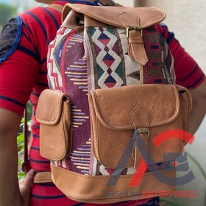 Sacs à dos en cuir véritable Jacquard Kilim, faits à la main Sac à dos en cuir vintage de style occidental Sacs à dos unisexes uniques de style bohème rustique - Product Image 1