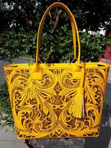 กระเป๋าถือสะพายไหล่หนังแท้กันน้ำสำหรับผู้หญิง ลายเรขาคณิต ปักโลโก้ ประดับซิป แฟชั่นสำหรับใช้ในชีวิตประจำวัน - Product Image 6