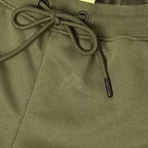 กางเกงวิ่งออกกำลังกายของผู้ชายทรงหลวมเอวยางยืดสไตล์ลำลองปรับแต่งโลโก้ได้ตามต้องการ2025 - Product Image 5