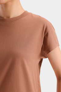 Camisetas de Mujer Transpirables de Última Moda, Color Marrón Sólido, Ropa Casual, Camisetas Ligeras Estampadas para Mujer, Camisetas Cómodas de Manga Corta - Product Image 3