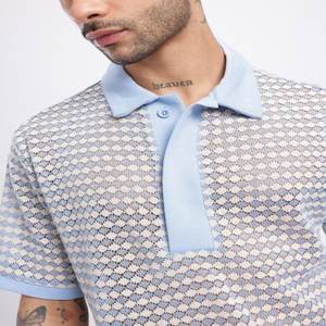 Camiseta relajada semitransparente de punto de tejido abierto para cuello de Polo, cierre de botón de punto, mangas cortas, suministro ODM sólido hecho en India - Product Image 2