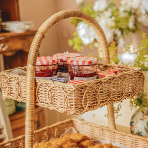 Cesta de mimbre artesanal para pan y pasteles Bandeja de servicio de mimbre rústica de 2 niveles para decoración de cocina - Product Image 2