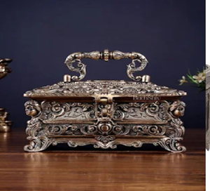 Caja de recuerdo de metal en relieve de plata, diseño largo: baratija ornamentada y organizador de joyas al por mayor - Product Image 6