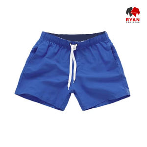 Short en tissu personnalisé en coton polyester Séchage rapide Impression de logo avant Short chaud personnalisé pour hommes adultes - Product Image 5