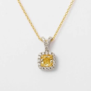 Collier pendentif en or blanc 14 carats, forme coussin, 0,80 carat, diamant de laboratoire, cluster, bijoux fins élégants, cadeau d'anniversaire parfait - Product Image 1
