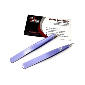 Pinzas para cejas degradadas en blanco púrpura, logotipo personalizado, puntas puntiagudas inclinadas de acero sostenible, Tijera para cejas para dar forma al tinte de cejas - Product Image 2