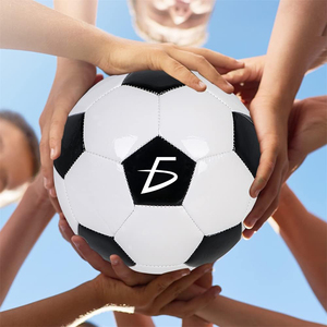 Pallone da Calcio Tradizionale di Alta Qualità # Pallone da Calcio in PVC Taglia 4, Cucito a Macchina, Termosaldato, Logo Personalizzabile, Goditi lo Sport con Stile - Product Image 4