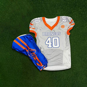 Uniforme de fútbol americano para niños personalizable, transpirable, de talla grande, de manga corta, fabricado en Pakistán, técnica de sublimación - Product Image 4