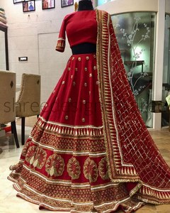 DESIGNER MARIAGE BRODERIE SEQUNCE WORK LEHENGAS CHOLI AVEC DUPATTA - Product Image 3