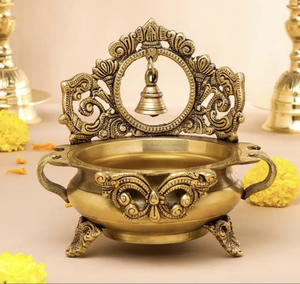 Thali en laiton plaqué or décoratif Diwali et Urli en métal de style ange pour la Pooja et la décoration de la maison, conception personnalisée, fabricant local - Product Image 4