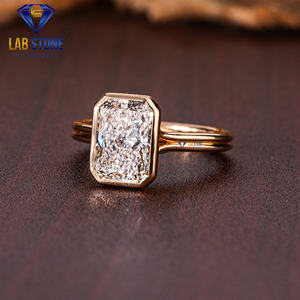 Anillo de Oro Amarillo con Diamante Radiante y Corte Redondo de 3.40 TDW, Color EF-VS, Impresionante - Product Image 2