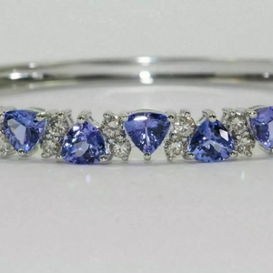 Bracelet jonc plaqué or en argent sterling avec diamant Moissanite taillé en trillion de 5 ct pour cadeau de mariage - Product Image 1