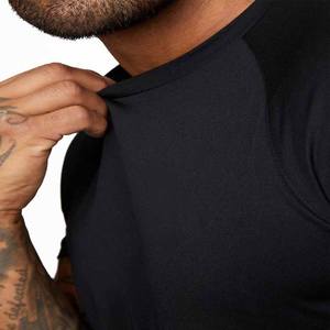 Nouveau Ensemble de Survêtement Tendance 2026 pour Hommes – T-shirts et Shorts de Sport Ajustés pour la Gym et le Fitness – Ensembles de Shorts à Séchage Rapide pour Hommes – En Stock - Product Image 6