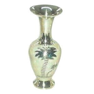 Florero de latón de alta calidad con grabado de acabado blanco y dorado para decoración del hogar Decoración de mesa Florero - Product Image 1