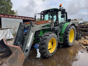 Tracteur agricole John Deere 6320 de 2005 avec chargeur frontal - Product Image 2
