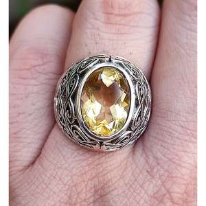 Bague pour homme en argent sterling 925 faite à la main, style bohème, finition polie, pierre précieuse citrine jaune naturelle, taille ovale 10x14mm, cadeau pour lui - Product Image 1