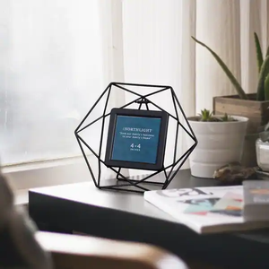 Venta caliente Borde de latón colgante terrario forma geométrica acabado negro vidrio transparente para decoraciones de jardín decoración de galería de hogar - Product Image 2