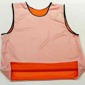 เสื้อกล้ามฟุตบอลผู้ชายแบบสั่งทำพิเศษ ระบายอากาศได้ดี ผ้ายืดกระชับรูป ป้องกันได้รอบด้าน มีไซส์ใหญ่พิเศษ ไม่มีแขน - Product Image 2