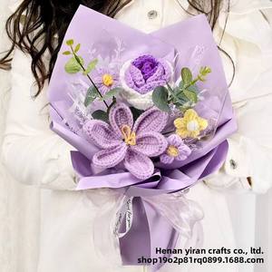 Bouquet de fleurs tricotées à la main pour la Saint-Valentin, le Nouvel An, un cadeau d'anniversaire, fleurs au crochet en gros - Product Image 2