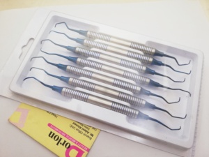 Curettes Gracey dentaires enduites de titane bleu 7 pièces ensemble poignée creuse Curette parodontale en acier inoxydable Instruments dentaires - Product Image 5