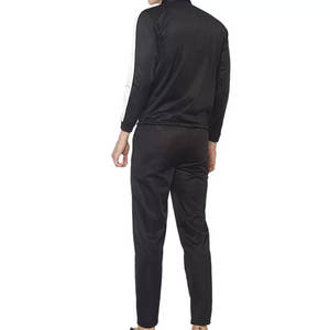 Wholesale Set Fleece <b>Tracksuits</b> Men <b>Plain</b> <b>Tracksuits</b> Custom Gym OEM Service <b>Plain</b> Men <b>Tracksuit</b> - Product Image 5