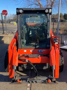 ราคาโรงงาน คุณภาพสูง รถตักล้อยางดีเซล Kubota SVL75-2 สีส้ม ความจุบุ้งกี๋ 0.45 ลูกบาศก์เมตร จัดส่งรวดเร็ว พร้อมส่ง - Product Image 5