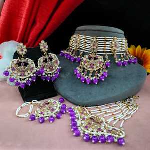 Sparkling Traditional Artistry Maang Tikka Pasa Conjunto de collar Perlas Kundan con adorno para la frente Accesorio de moda - Product Image 2