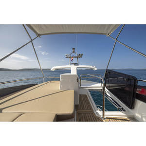 Yacht de luxe sportif Nimbus 405 Flybridge avec moteur hors-bord, en aluminium soudé et PVC, pour le transport, la patrouille, la pêche, les loisirs et les divertissements - Product Image 2