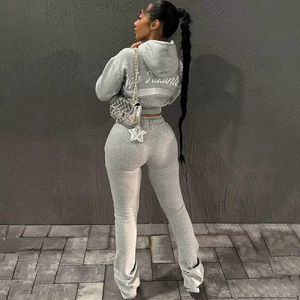 Ensemble haut à capuche et pantalon au-dessus du genou pour femme, automne 2026, style streetwear Y2K, pull sportif, sexy, élégant, gris, hauts courts - Product Image 5