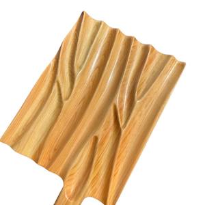 Assiette en bois en forme d'ours artisanale en gros, plateau à collation en bois rayé décoratif pour les fêtes de famille et les repas des enfants - Product Image 3