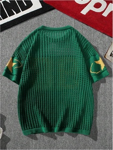 Maillot de sport léger en mesh respirant, coupe confortable, conçu pour les entraînements et les séances de sport. - Product Image 5