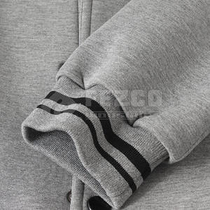 Chaqueta Letterman con capucha de alta calidad para hombre, cuello levantado, logotipo frontal que ofrece impermeable, calidez, comodidad, chaqueta de invierno Premium - Product Image 6