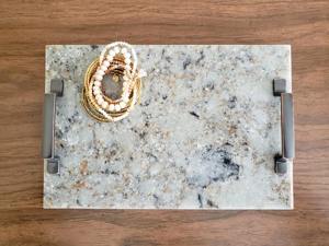 เขียงหินอ่อนคุณภาพสูง พร้อมหูจับสองด้าน เขียงครัวระดับพรีเมียม สำหรับเตรียมอาหาร จัดเสิร์ฟ และเสิร์ฟอาหาร - Product Image 3