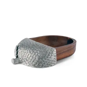 Bol en métal décoratif unique fait à la main de luxe pour le salon, la salle à manger, exporté par Zahid Exports, fabrication japonaise, sûr pour la vaisselle - Product Image 1