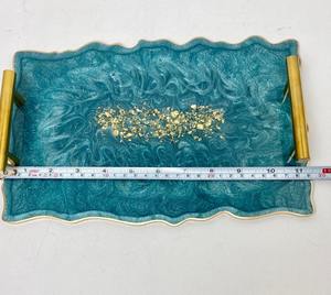 Plateau décoratif en résine, modèle personnalisable, fait à la main, poli, pour les fêtes et les festivals, par M/S SHAAD HANDICRAFTS - Product Image 3