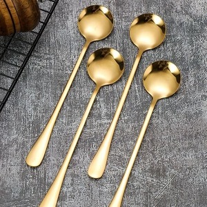 Ustensile de cuisine royal en or mat de meilleure qualité avec poignée au design unique en forme de fleur Cuillère de cuisine moderne - Product Image 1