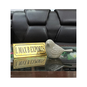 Exportador mundial que vende diseño llamativo Urnas de cremación de pájaros de estilo americano y europeo/Urna de cenizas conmemorativas a la venta - Product Image 1