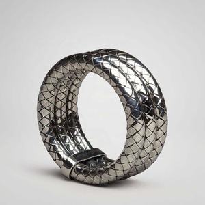 แหวนผ้าเช็ดปากดีไซน์ลายดอกแปะก๊วยสีทองสำหรับตกแต่งงานจัดเลี้ยงงานแต่งงาน - Product Image 3