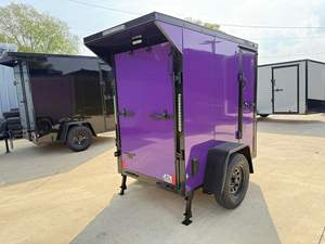 Remolque de caja cerrada de un solo eje de alta calidad con cierres dobles seguros, acceso trasero amplio, exterior resistente a la oxidación para todo tipo de transporte de carga - Product Image 2