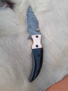 Damascus Phantom Folding Knife For Hunting Use - Product Image 2